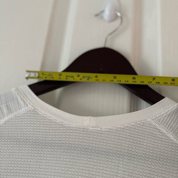 Lululemon Men’s Tee White | Breathable Athletic Shirt | Size L (Measured) - Picture 10 of 10